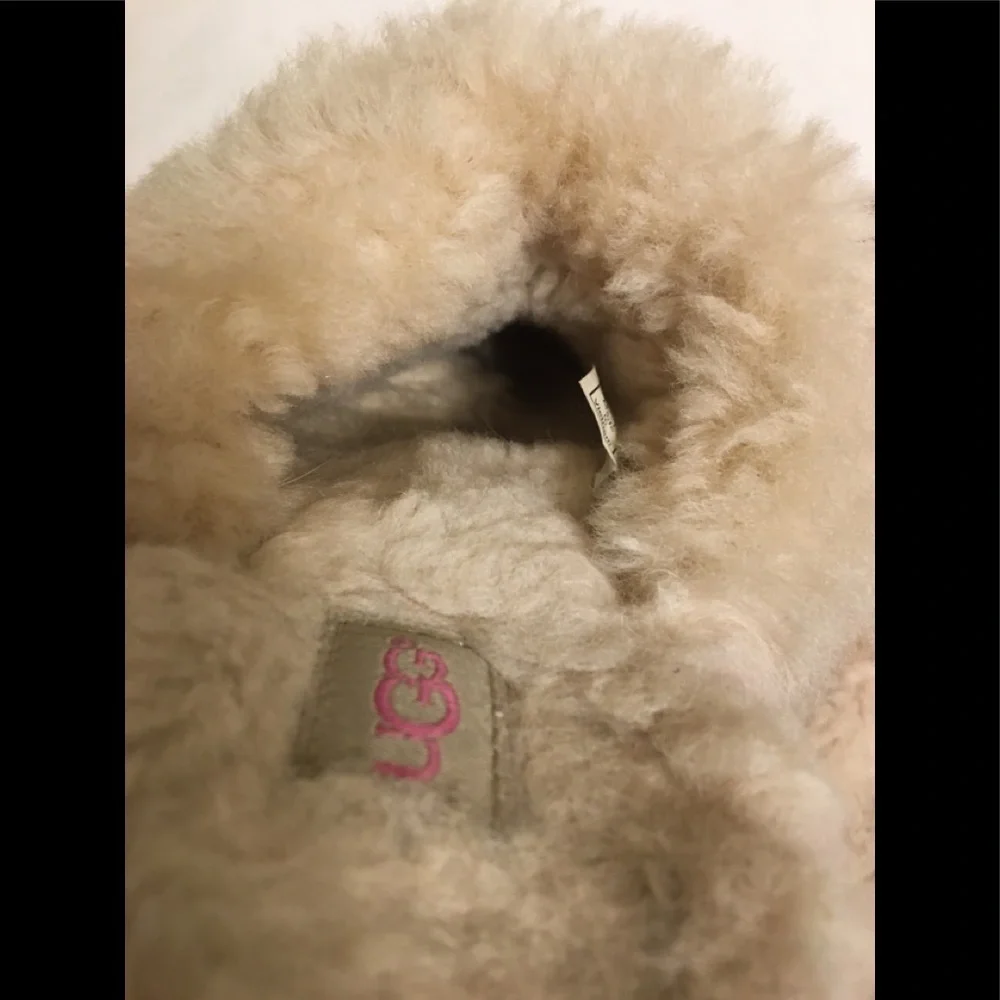 UGG Girls Cozy II Pink Slippers